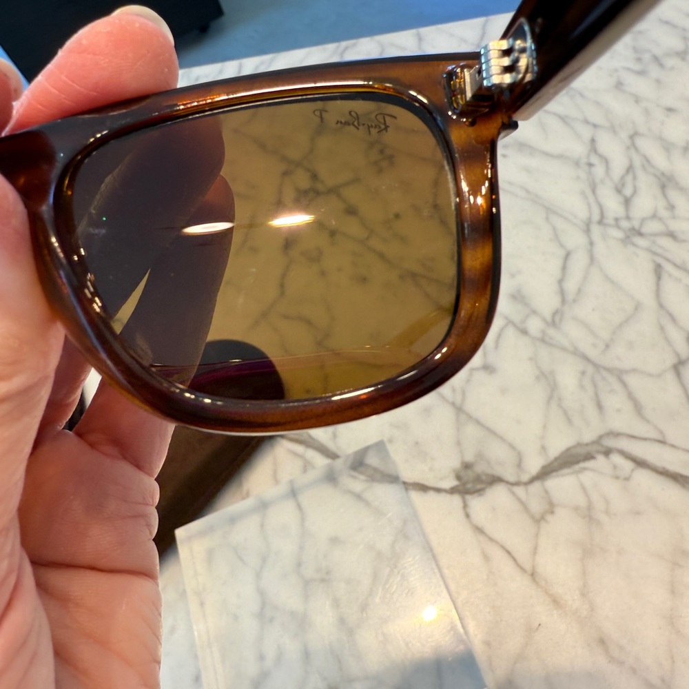 Ray-Ban Tortoise Shell Sunglasses - Picture 4 of 8